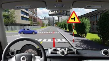 Để điều khiển cho xe đi thẳng, người lái xe phải làm gì là đúng quy tắc giao thông?