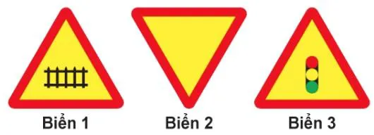 Biển nào báo hiệu Giao nhau với đường sắt có rào chắn?